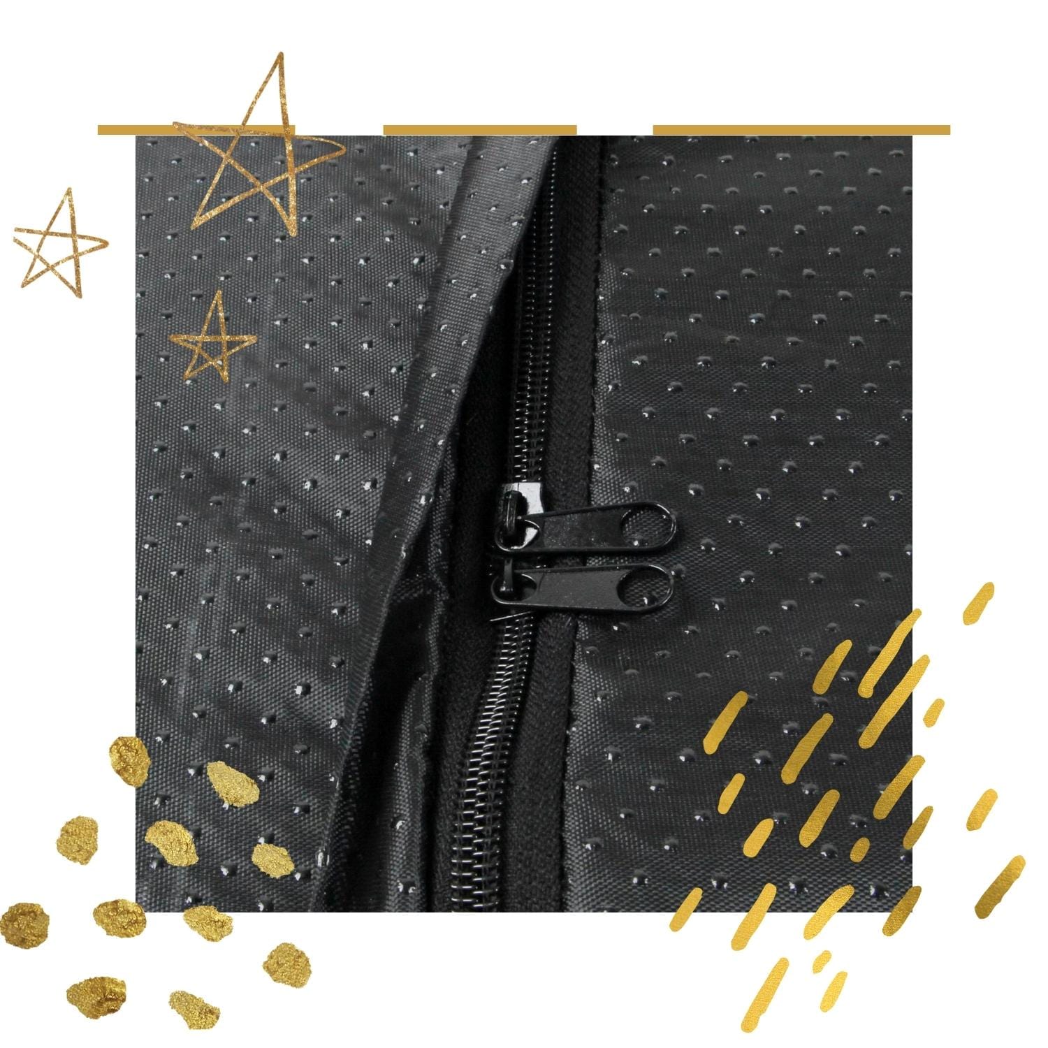 double zipping with anti-slip base